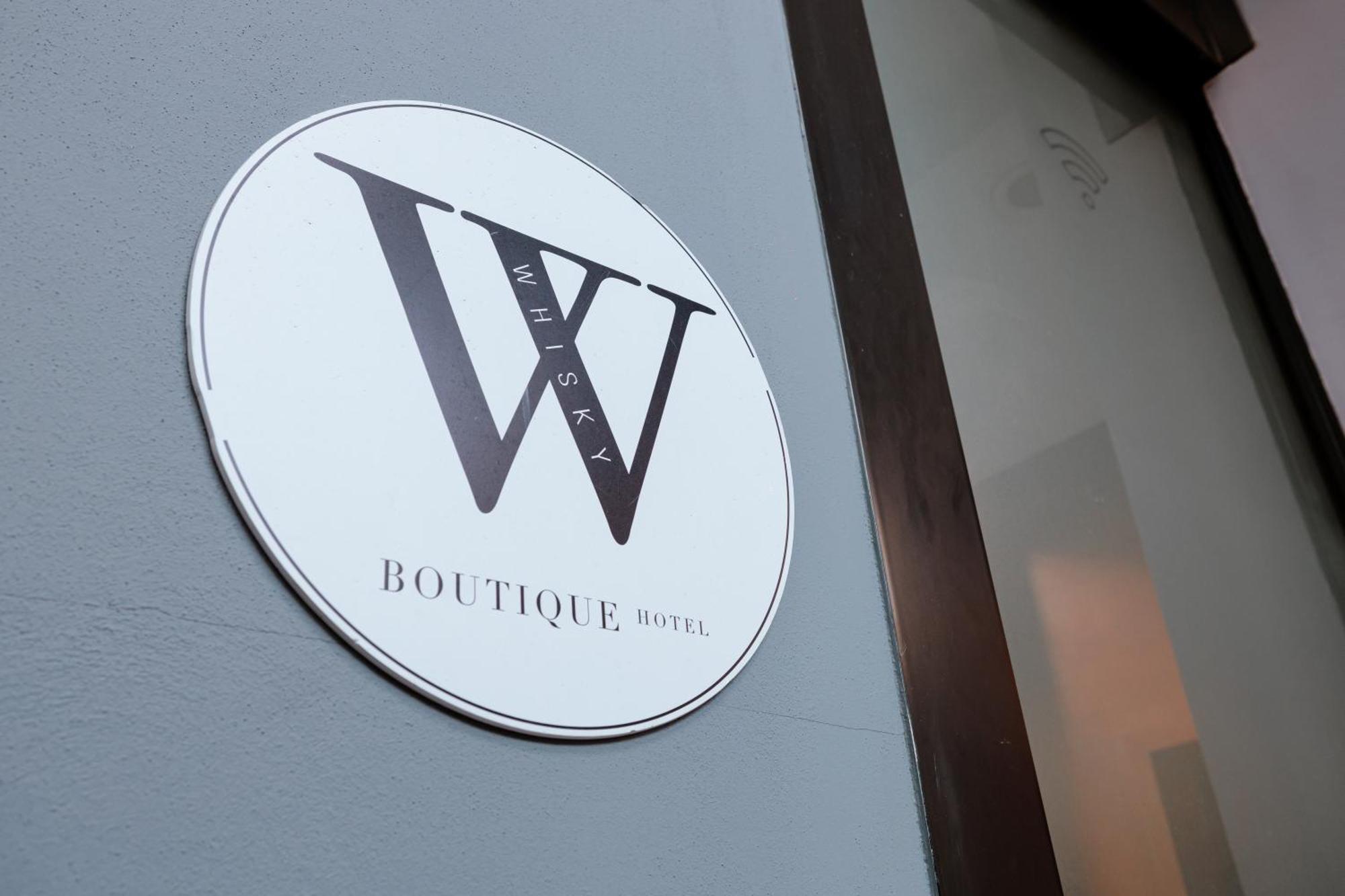 Boutique Hotel Whisky Tirana Zewnętrze zdjęcie