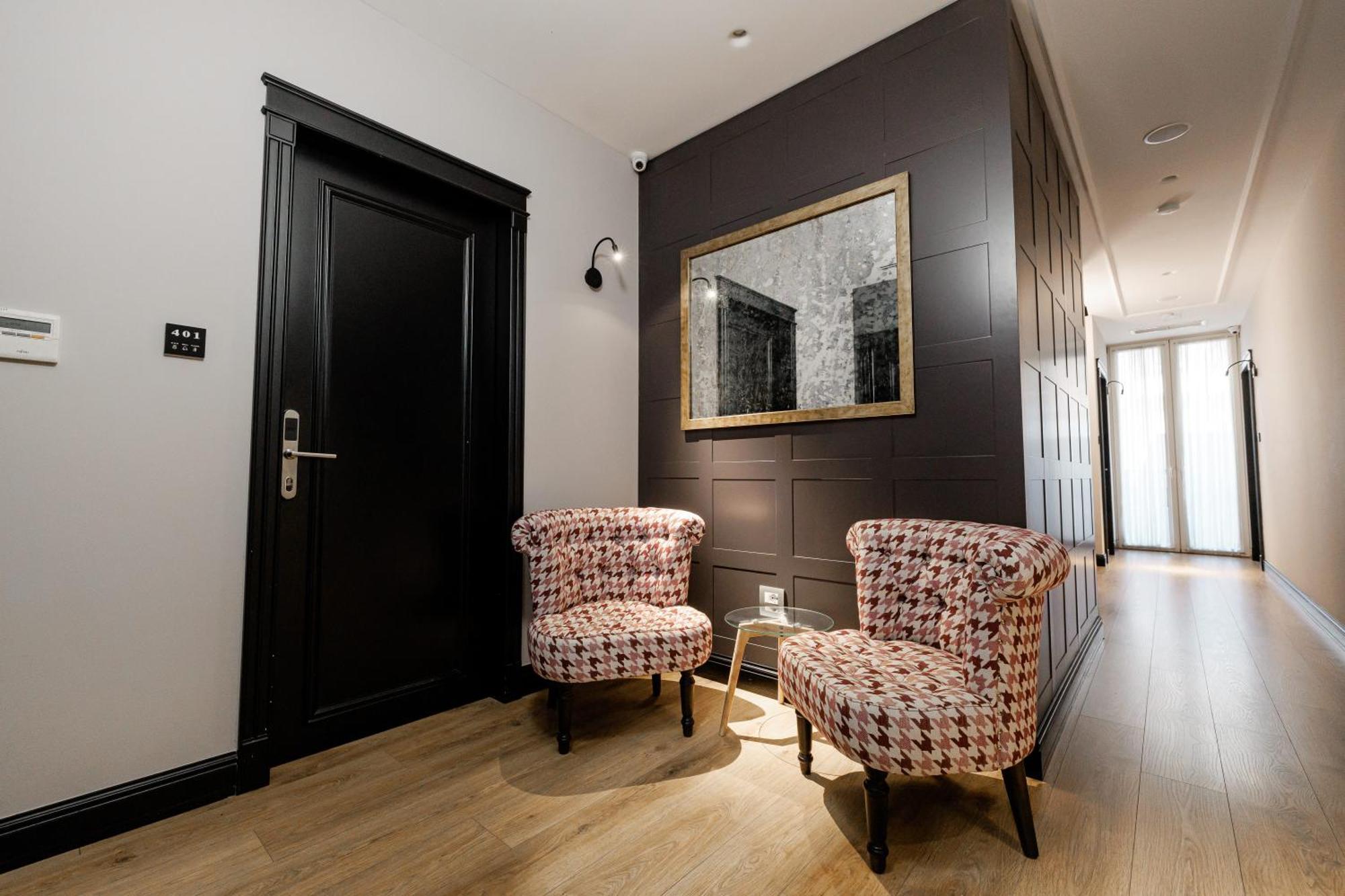 Boutique Hotel Whisky Tirana Zewnętrze zdjęcie